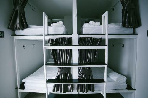 Diff Hostel