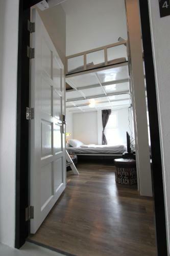 Diff Hostel