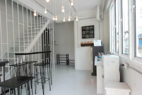 Diff Hostel