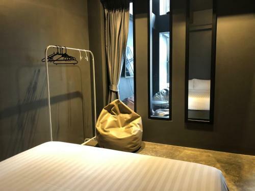 Issara By D Hostel