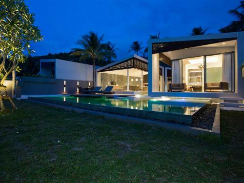 Mandalay Beach Villas