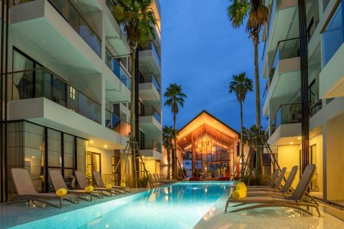 Hotel Surin Beach Residence