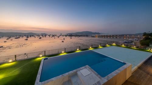 Hotel Arch39 Phuket Beach Front