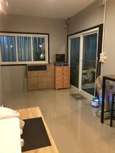 Baan Wararin Hostel