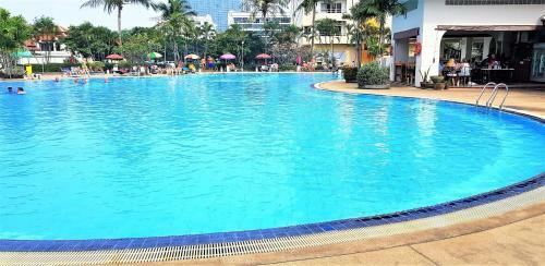 View Talay 1b Sea View Apartment Pattaya