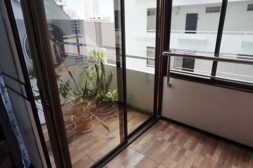 1 Bedroom View Swimming Pool 316 Jhr