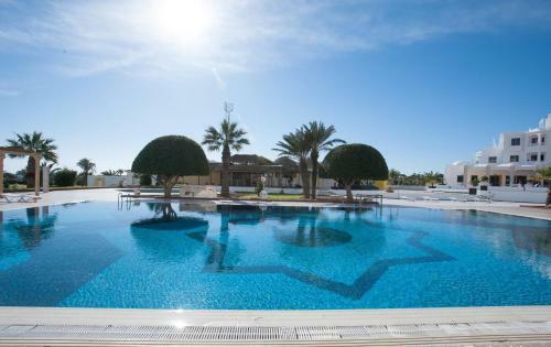 Hotel Thapsus Beach Resort