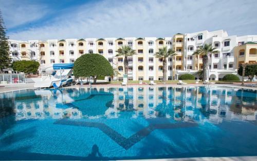 Hotel Thapsus Beach Resort
