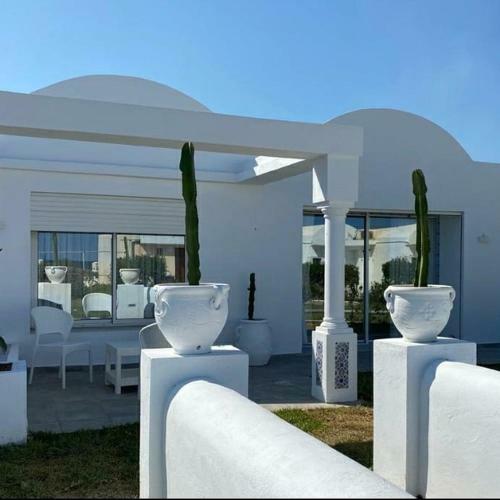 Apartamento Airbetter - Luxurious 2 Bedrooms Beach Bungalow Kelibia