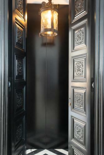 Hostal Maison Dedine