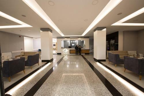 White Star Hotel