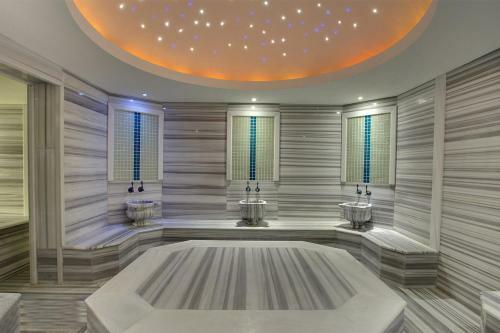 White Star Hotel
