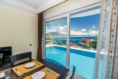 Alanya Castle Apartment - Adult Only