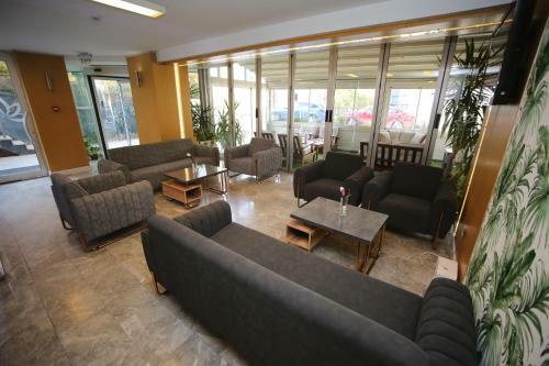 Grand Nora Hotel