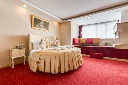 Twins Boutique Hotel