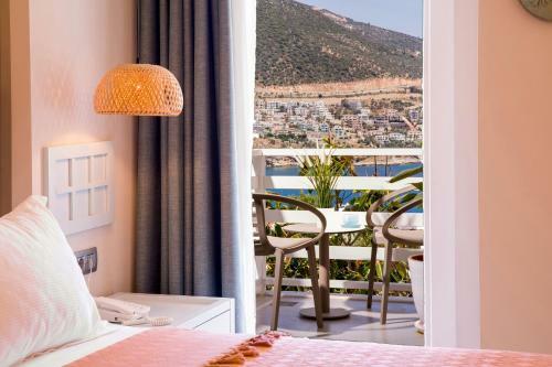 Kalkan Saray Suites Hotel