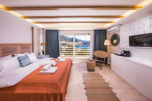 Kalkan Saray Suites Hotel