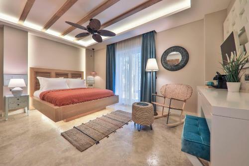 Kalkan Saray Suites Hotel