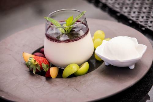 Kalkan Saray Suites Hotel