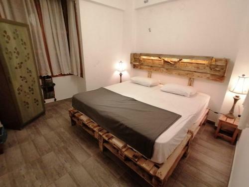 Kuyu Beergarden Hostel