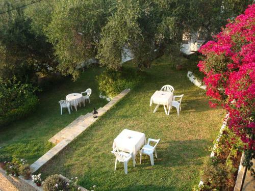 Hostal Pension Gerania