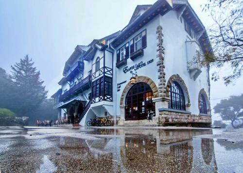 Elafos Hotel
