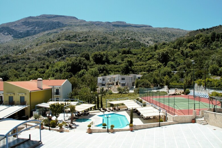 Alexander Hotel Gerakari