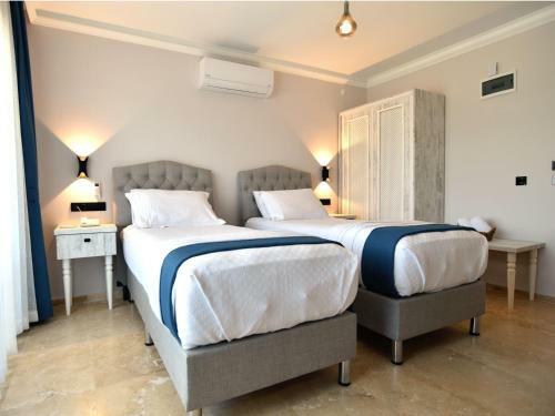 Hotel Tahira?a Otel