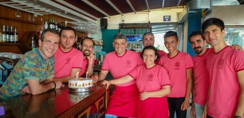 Eyna Hotel