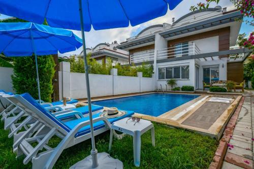 Villa Mozaik - 3 Bedroom Holiday Villa In �al??