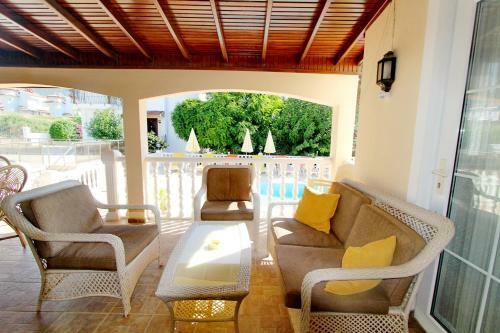 Villa �mit