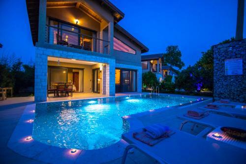 Iskenderun Villa Sleeps 4 With Pool Air Con And Wifi