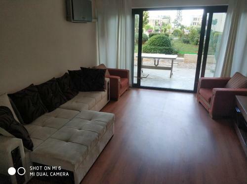 Large Apartment By Calis Beachfront