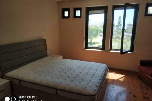 Large Apartment By Calis Beachfront