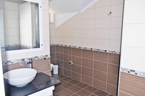 Twin Villa 2