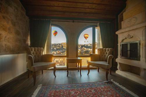 Hotel Ada Cave Suites