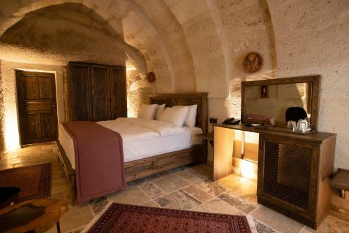 Medusa Cave Hotel
