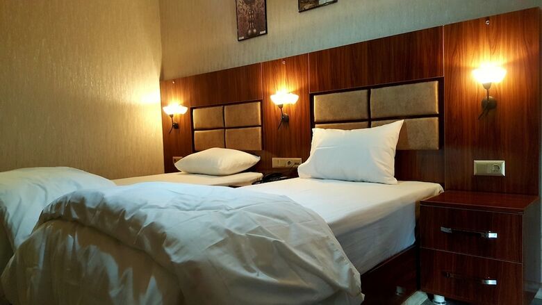Mar?na Hotel