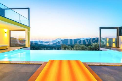 Kalkan Villa Sleeps 2 With Pool Air Con And Wifi