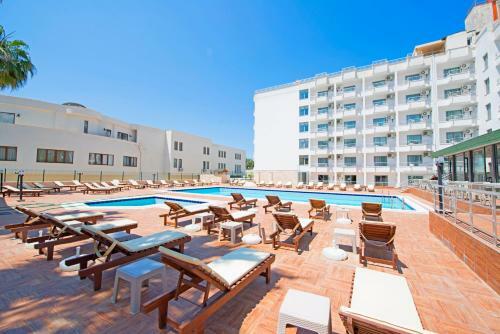 Hotel Ayma Beach Resort