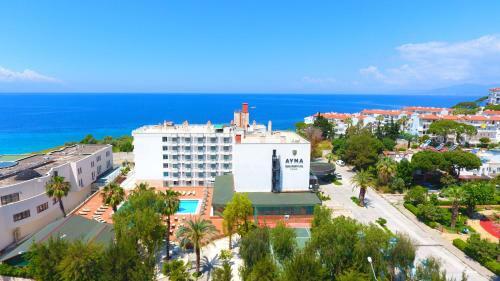 Hotel Ayma Beach Resort
