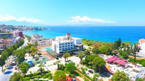 Hotel Ayma Beach Resort
