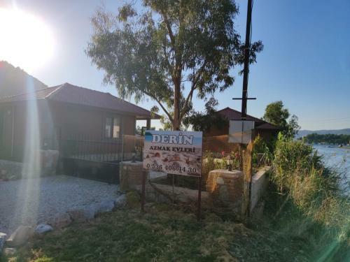 Bed & Breakfast Derin Bungalov