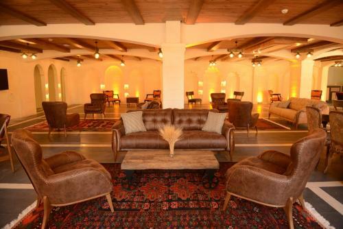 Raymar Hotels Mard?n