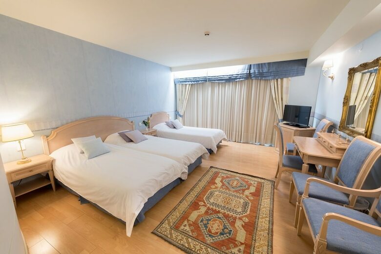 Hotel Poseidon Palace