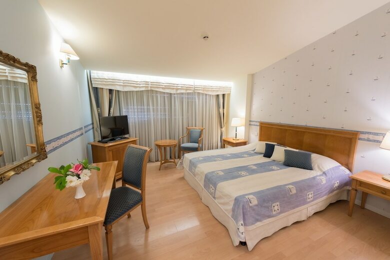 Hotel Poseidon Palace