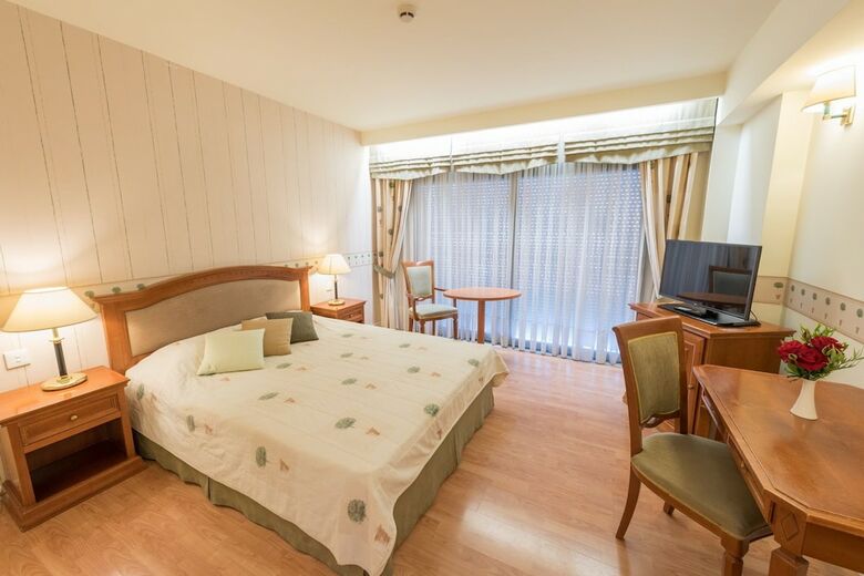 Hotel Poseidon Palace