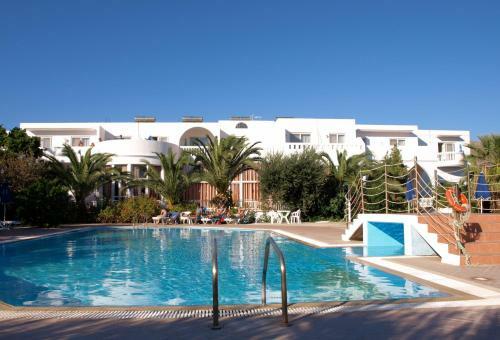 Aparthotel Eristos Beach Hotel