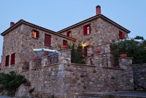 Villa Stone Houses