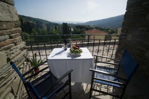 Aiolos Hotel